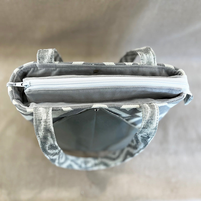 Peak Shoulder Satchel Keywest Silver